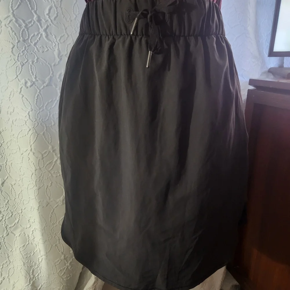 Athetic Women Black Skort Med 8-10